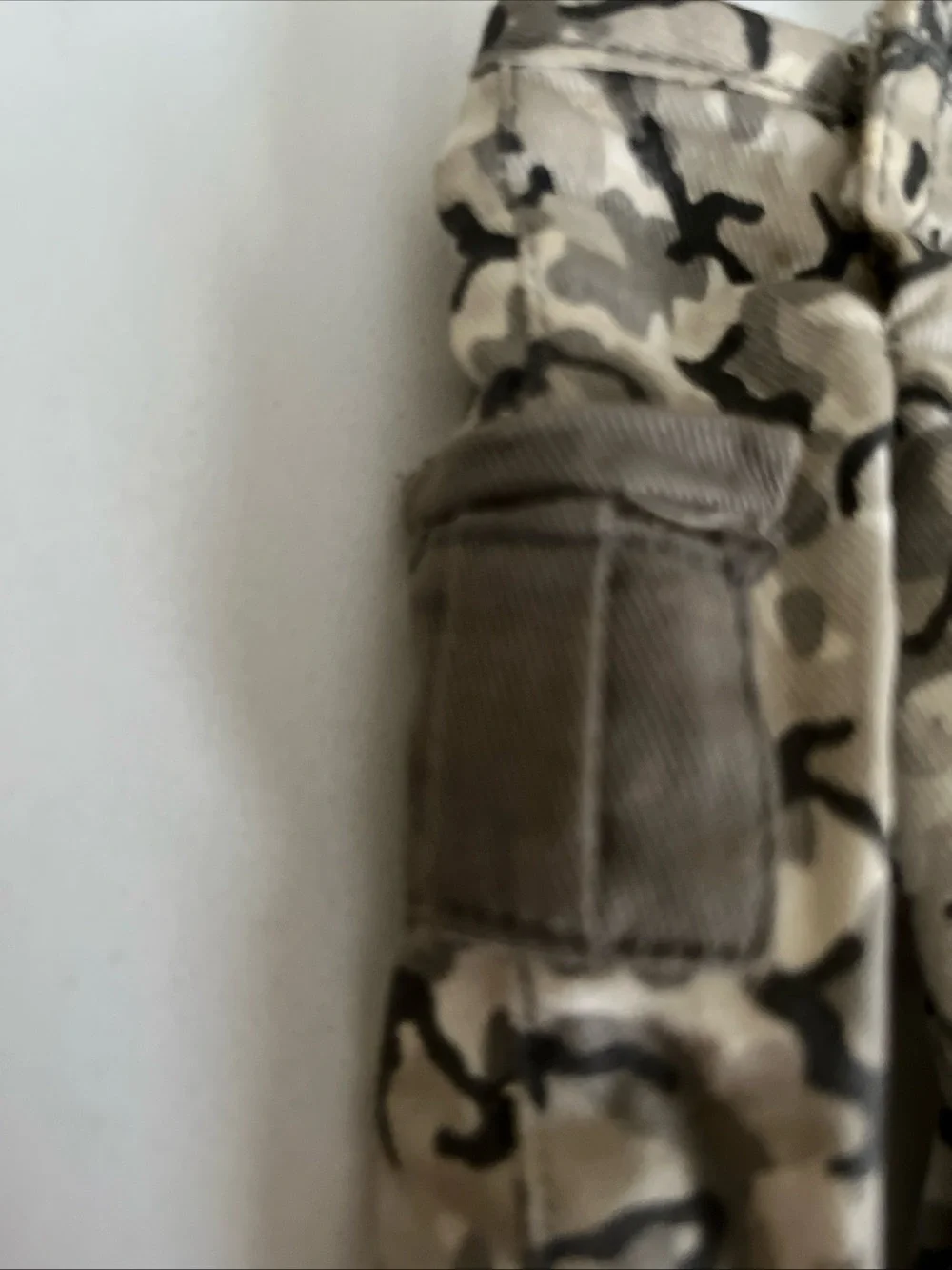 GI Joe Tactical Vest Olive Green & Brown Camo Pants 2 Piece